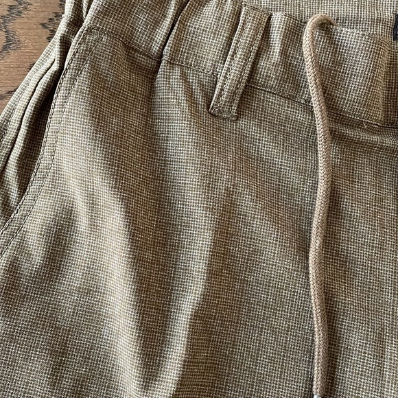 RVCA Brown Shorts - Picture 7 of 8